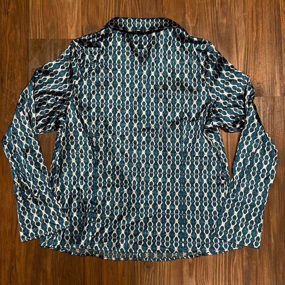 Blue & White Patterned Button Down Long Sleeve - Picture 3 of 3